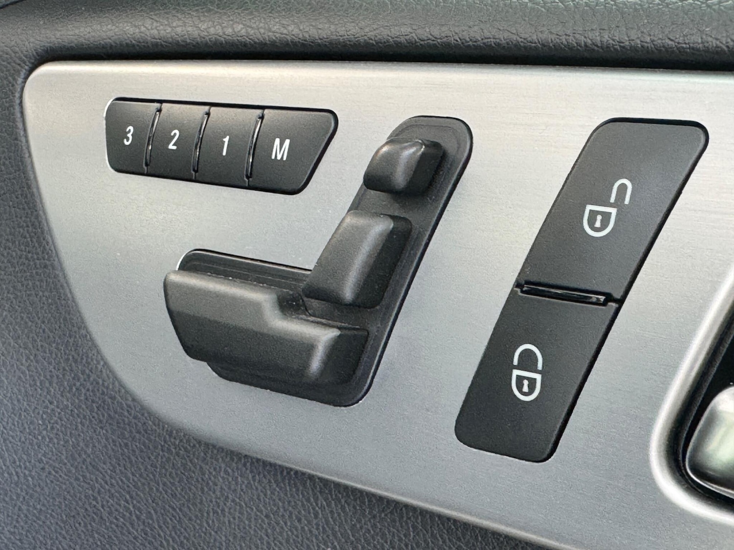 Used Mercedes-Benz M Class 2015 for sale - 77794256: Photo 32