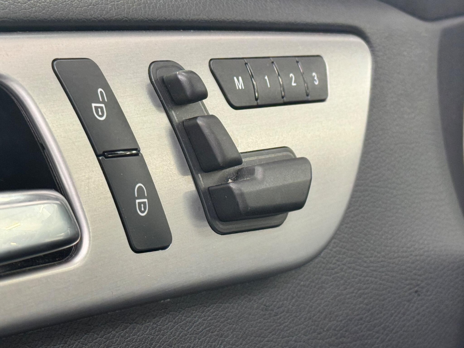 Used Mercedes-Benz M Class 2015 for sale - 77794256: Photo 37