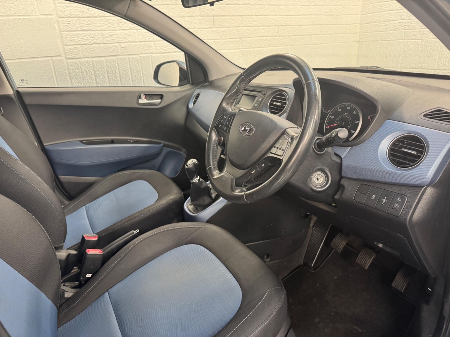 Used Hyundai i10 2017 for sale - 76592167: Photo 13