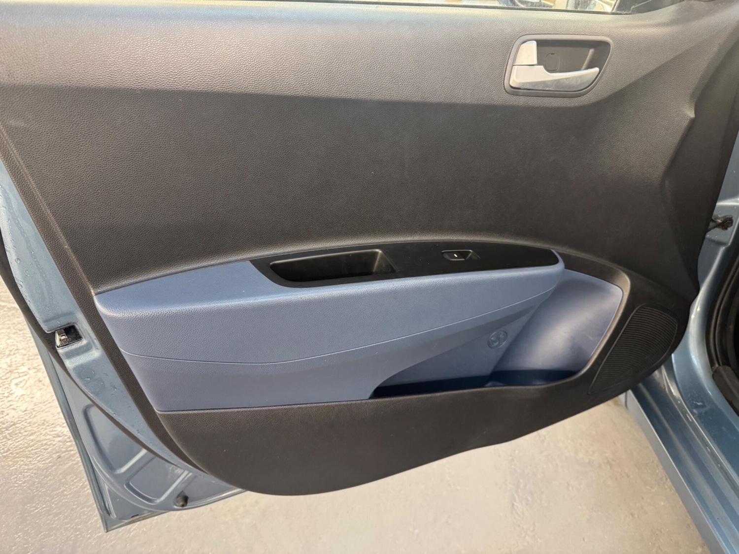 Used Hyundai i10 2017 for sale - 76592167: Photo 17