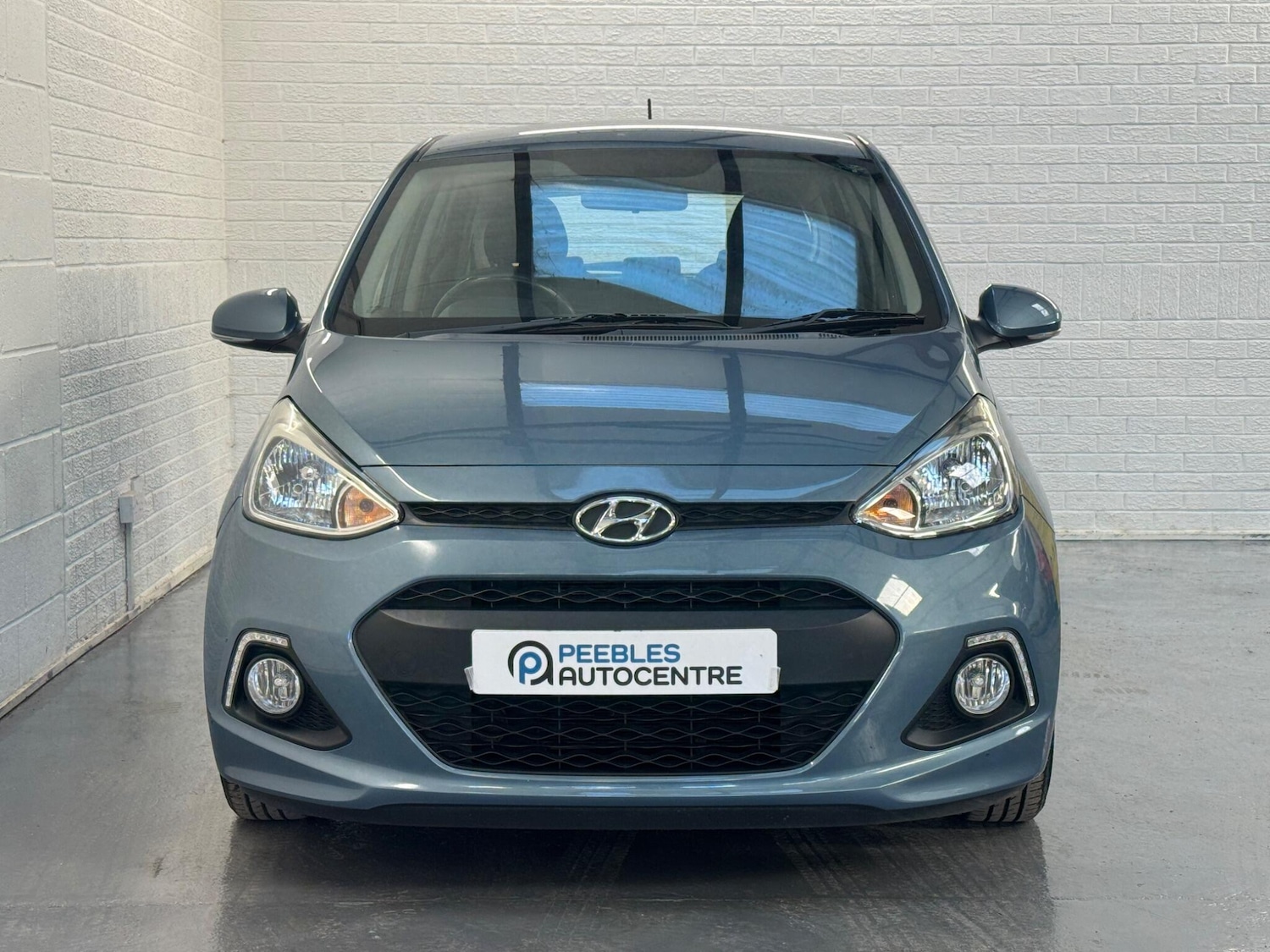 Used Hyundai i10 2017 for sale - 76592167: Photo 2