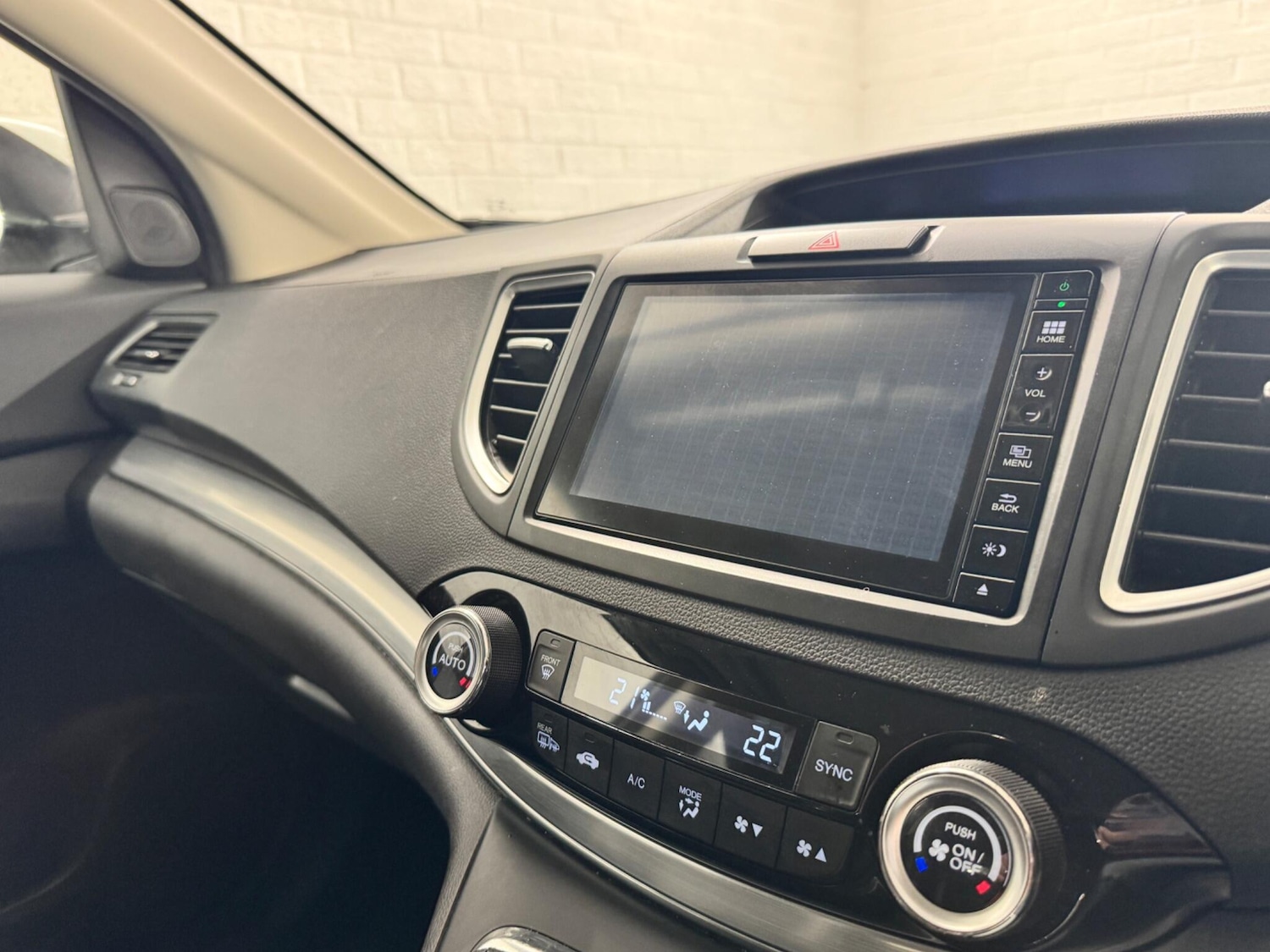 Used Honda CR-V 2018 for sale - 77768792: Photo 12