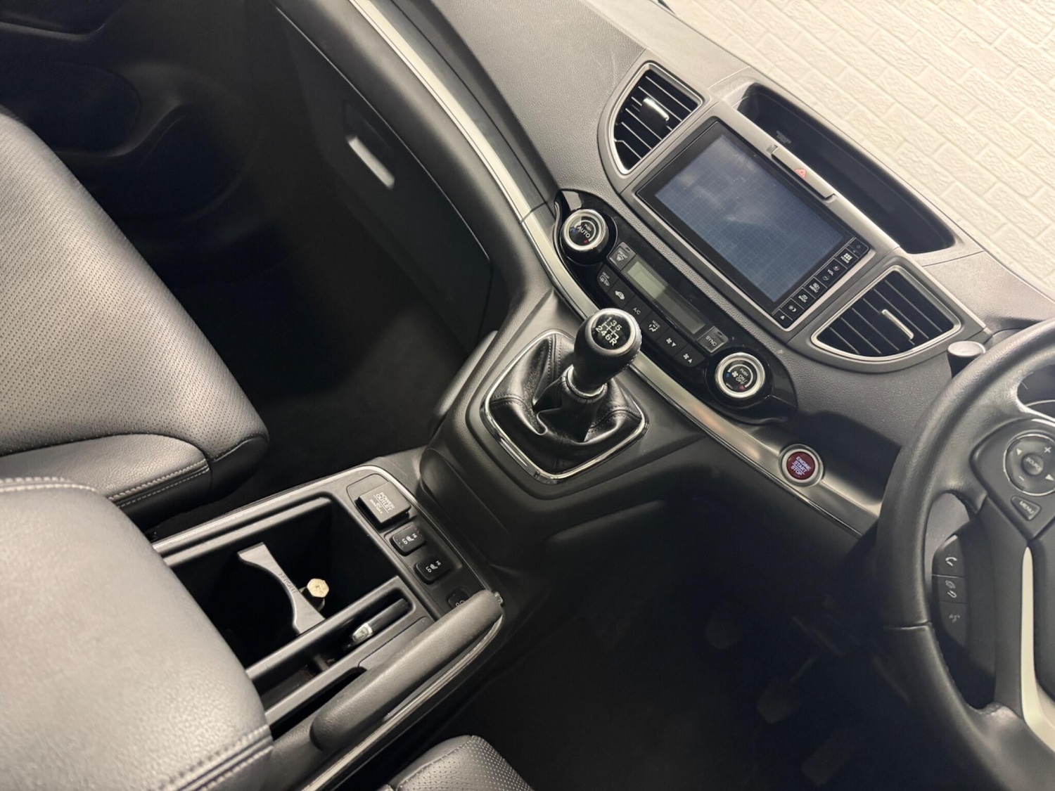 Used Honda CR-V 2018 for sale - 77768792: Photo 13