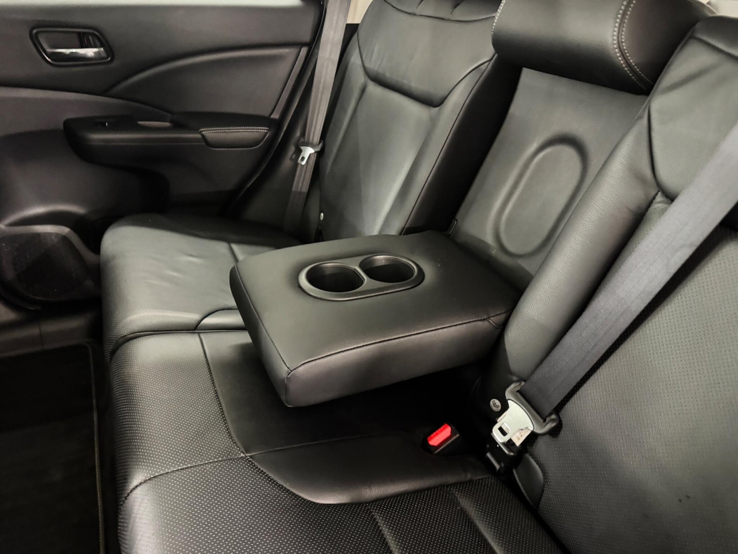 Used Honda CR-V 2018 for sale - 77768792: Photo 17