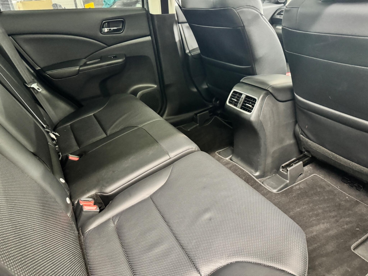 Used Honda CR-V 2018 for sale - 77768792: Photo 19