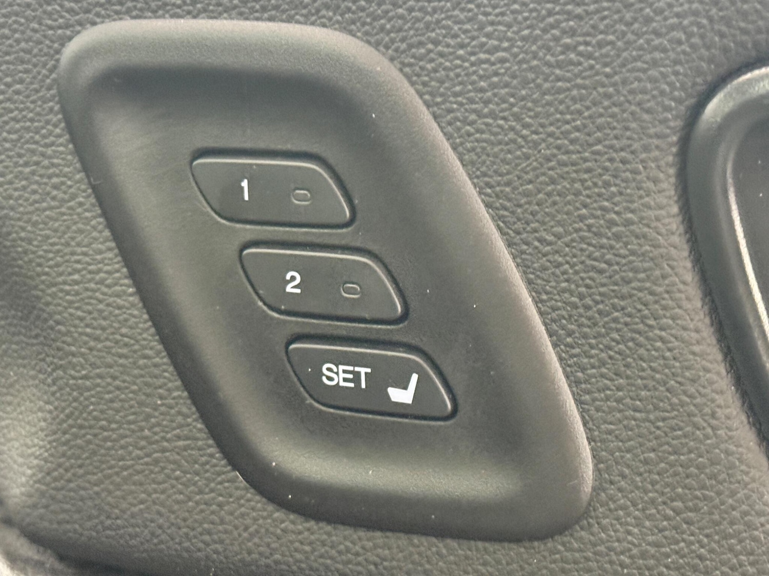 Used Honda CR-V 2018 for sale - 77768792: Photo 26