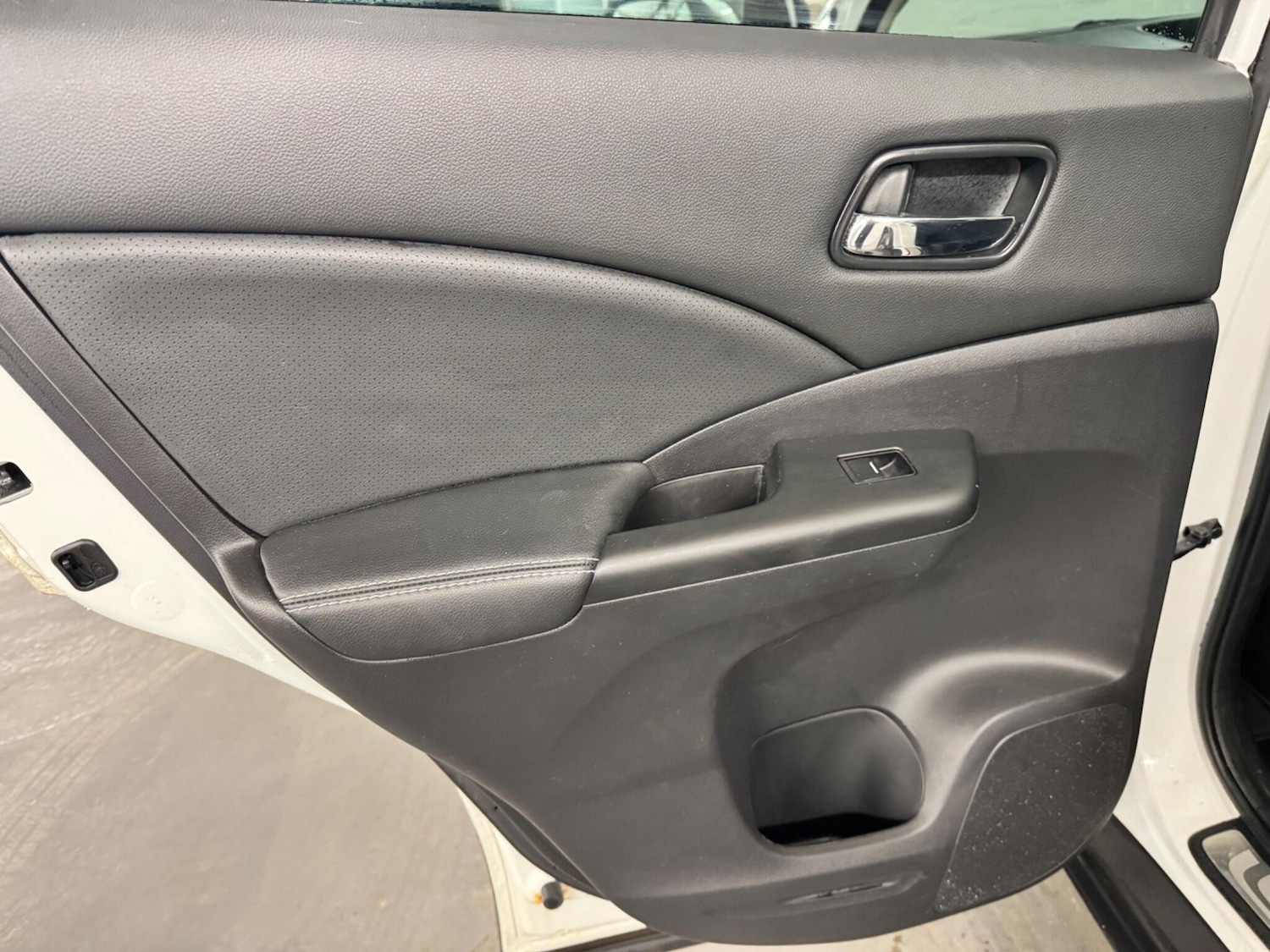 Used Honda CR-V 2018 for sale - 77768792: Photo 32