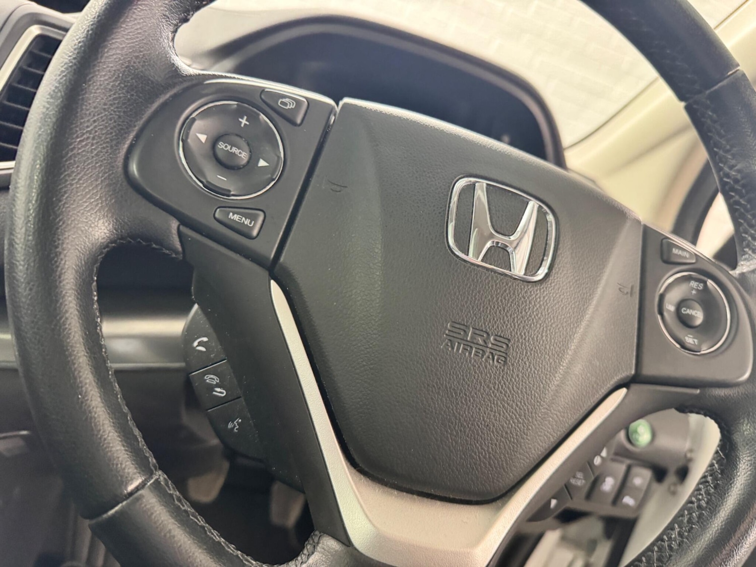 Used Honda CR-V 2018 for sale - 77768792: Photo 44