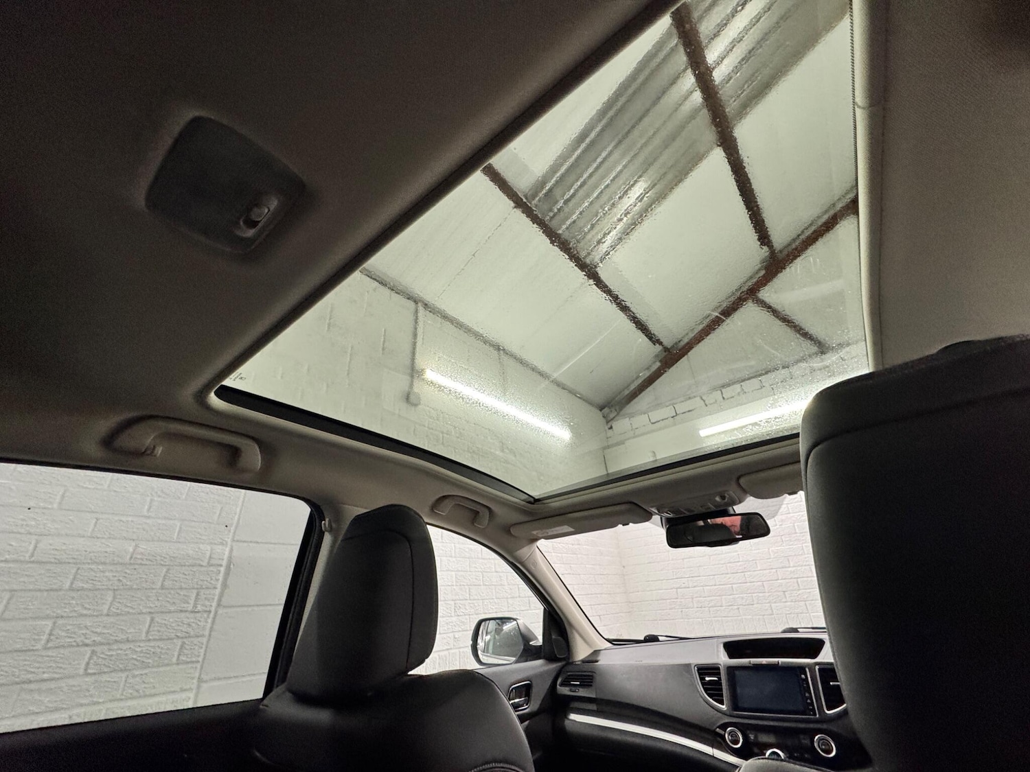 Used Honda CR-V 2018 for sale - 77768792: Photo 46