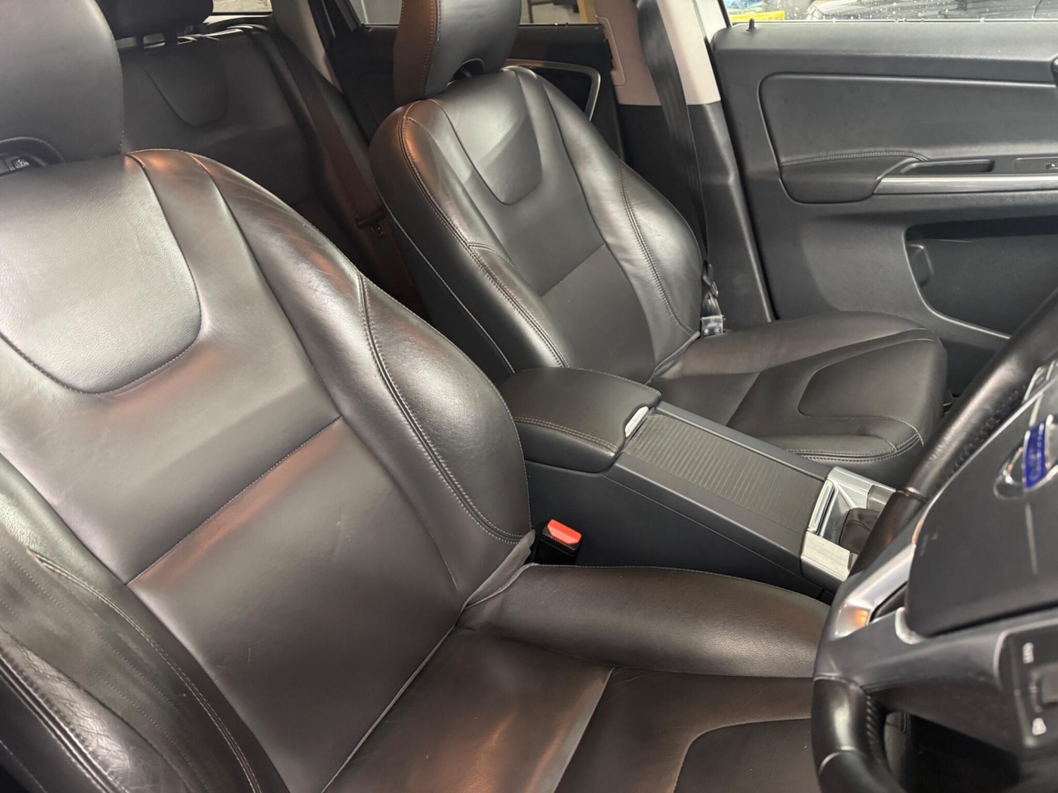 Used Volvo XC60 for sale - 77658065: Photo 12