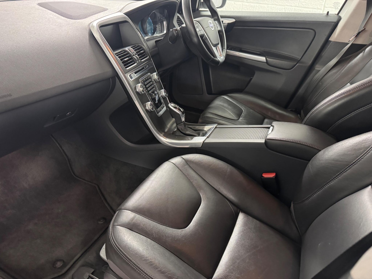 Used Volvo XC60 for sale - 77658065: Photo 9