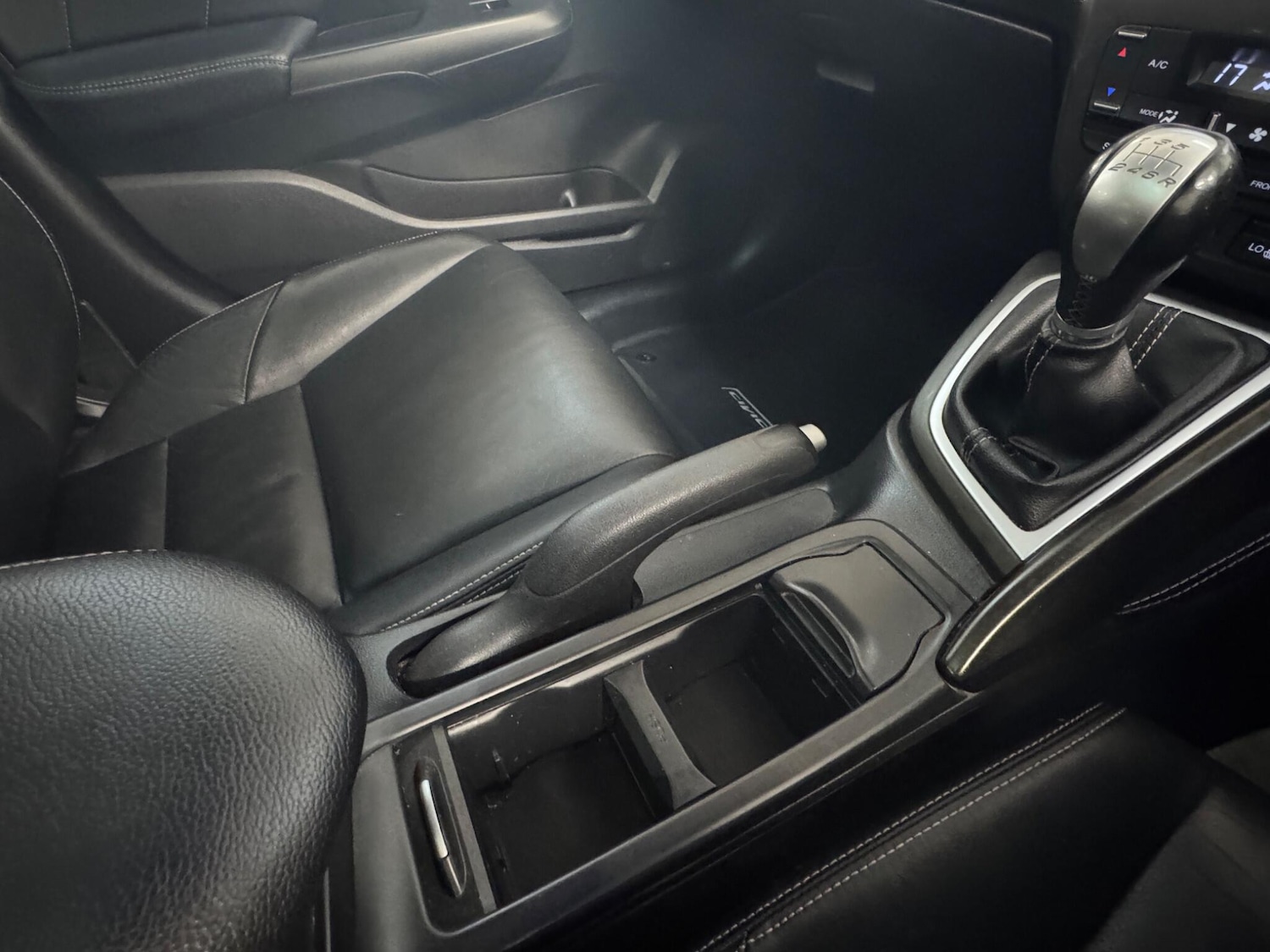 Used Honda Civic 2014 for sale - 76992551: Photo 11