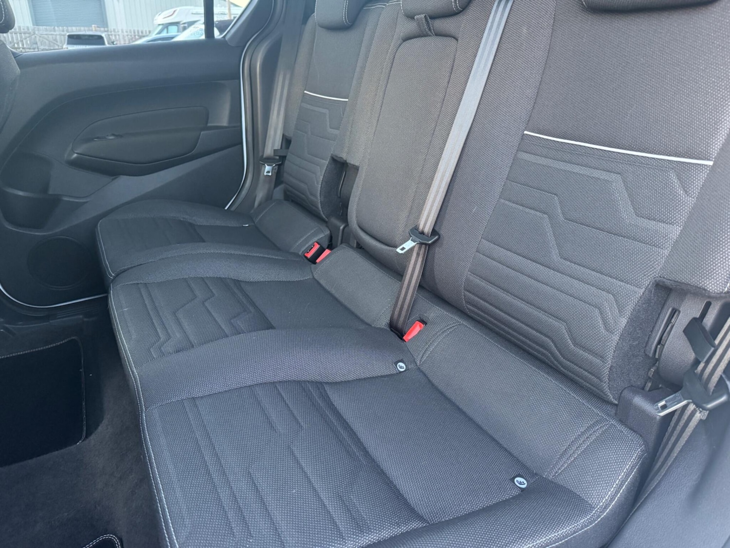 Used Ford Tourneo Connect 2015 for sale - 76398914: Photo 11