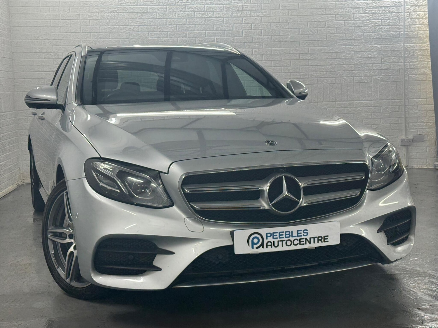 Used Mercedes-Benz E Class 2019 for sale - 77376171: Photo 1