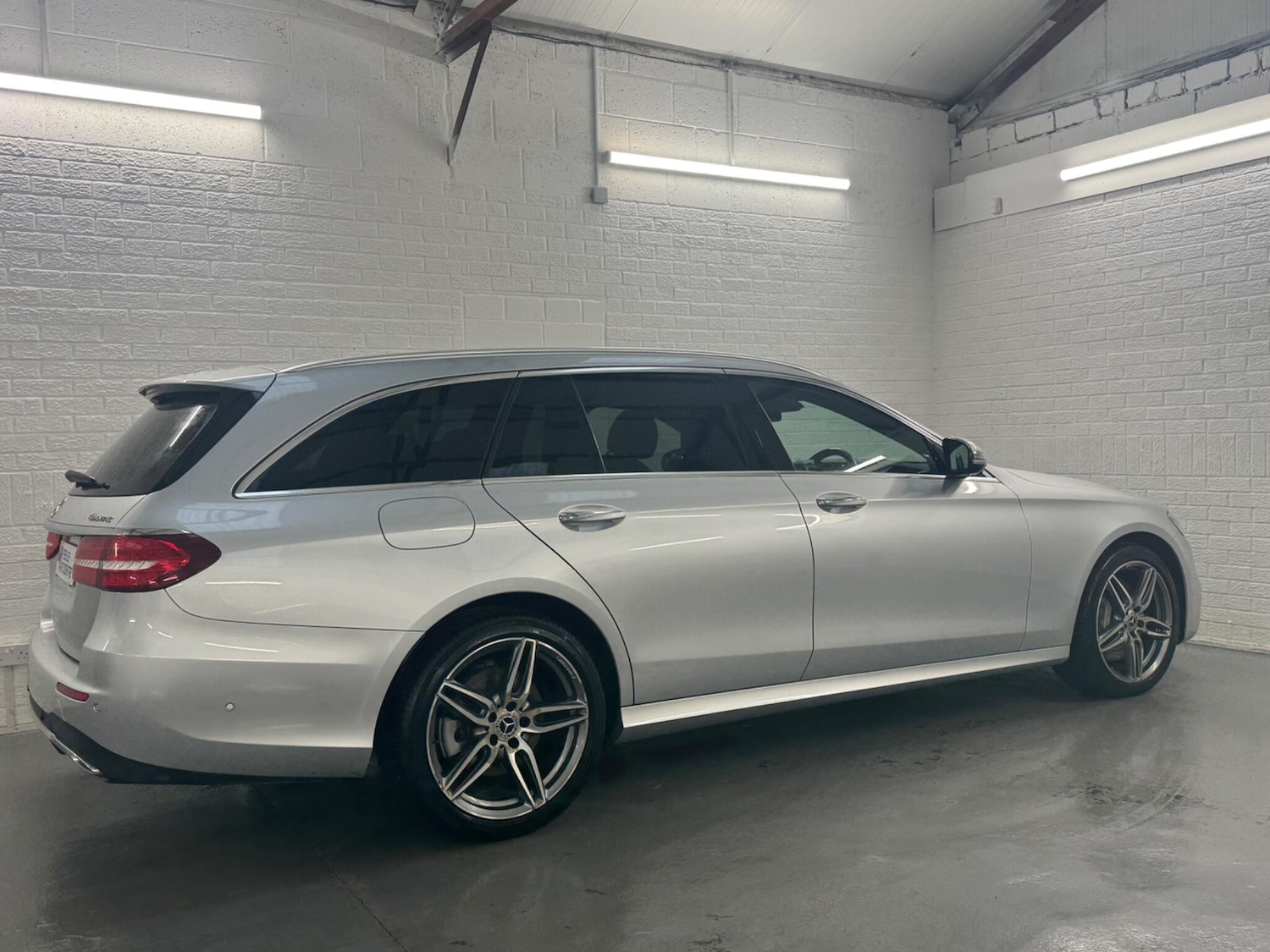 Used Mercedes-Benz E Class 2019 for sale - 77376171: Photo 9