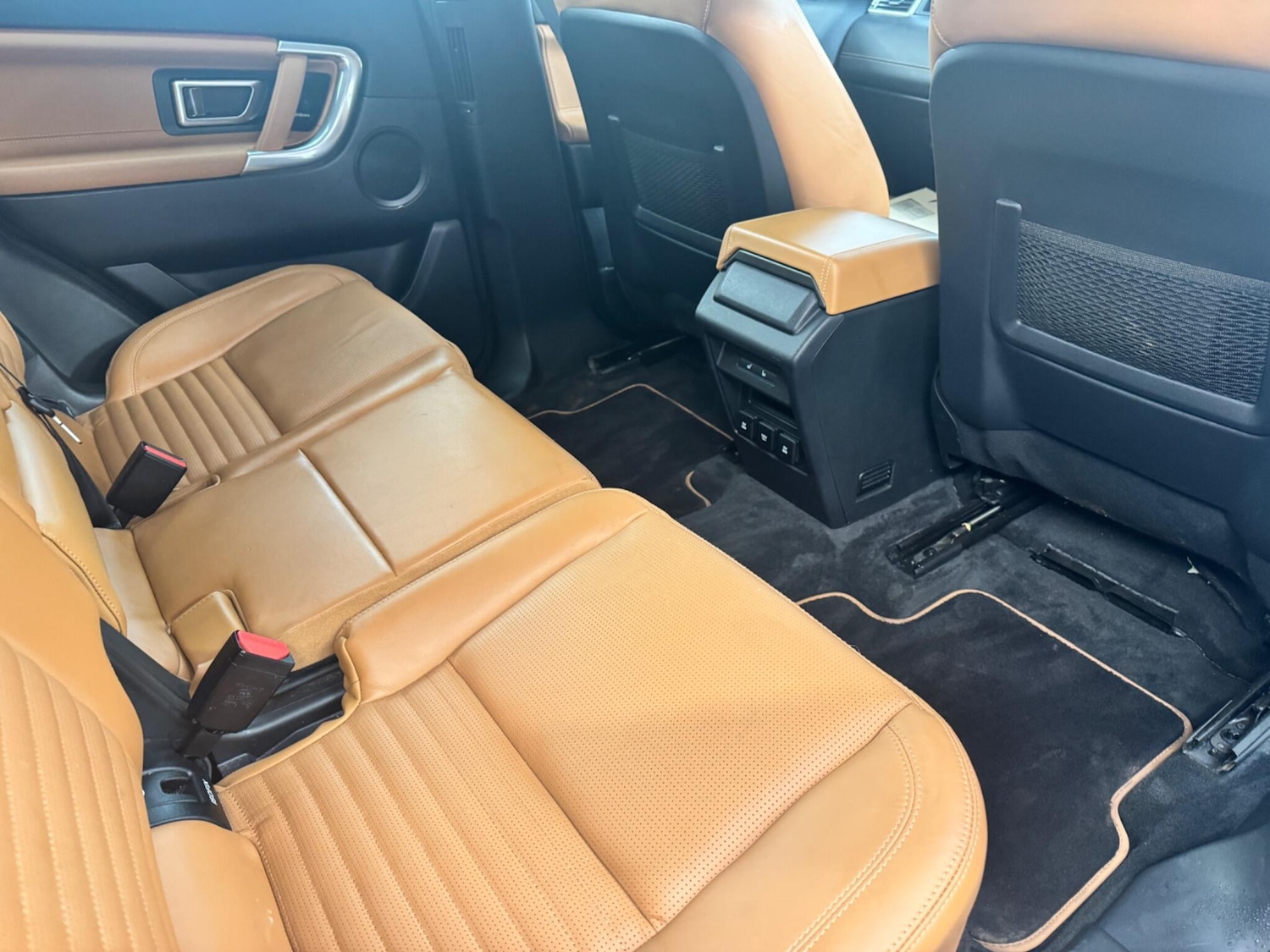 Used Land Rover Discovery Sport 2018 for sale - 78072503: Photo 18