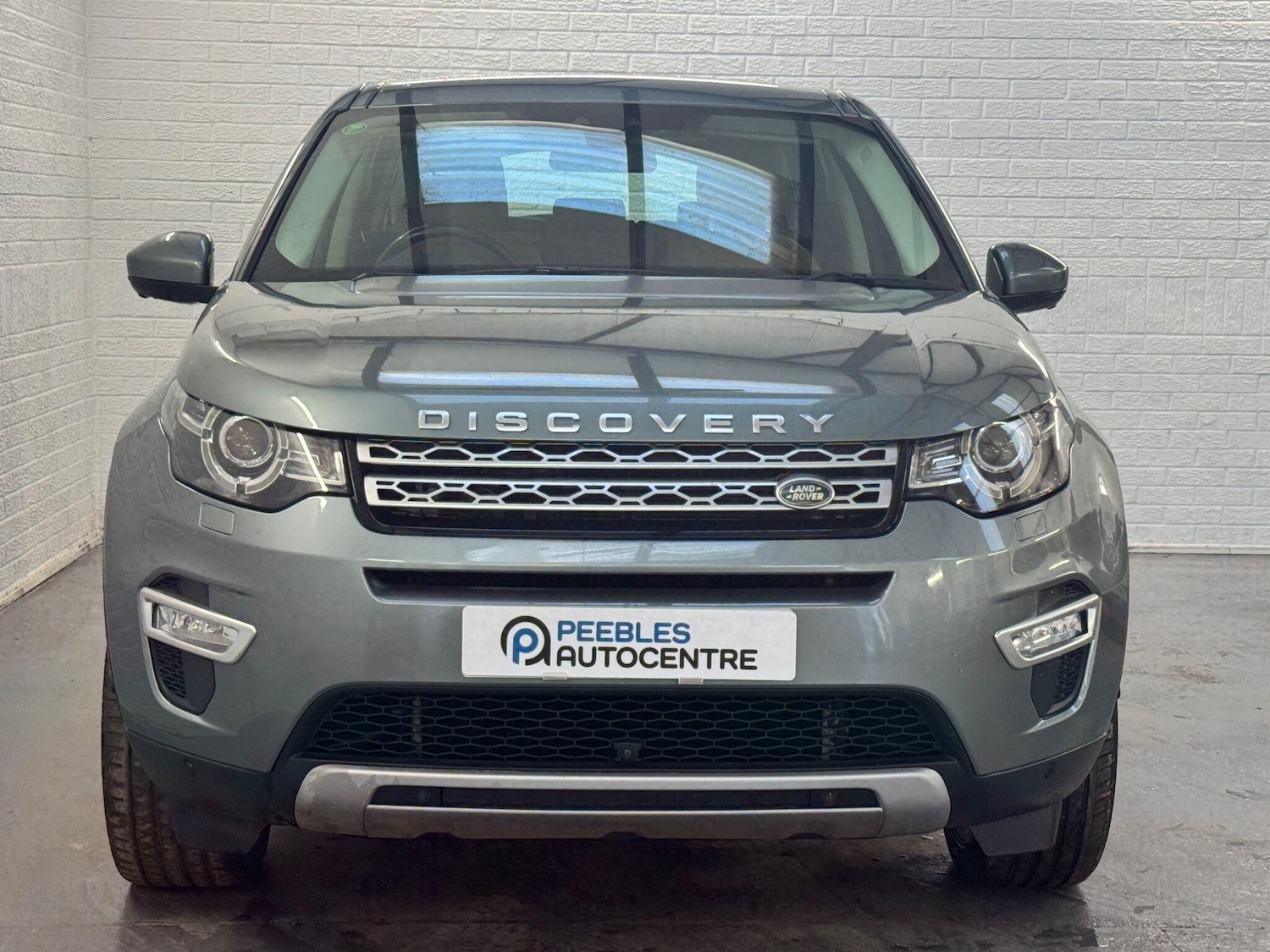 Used Land Rover Discovery Sport 2018 for sale - 78072503: Photo 2