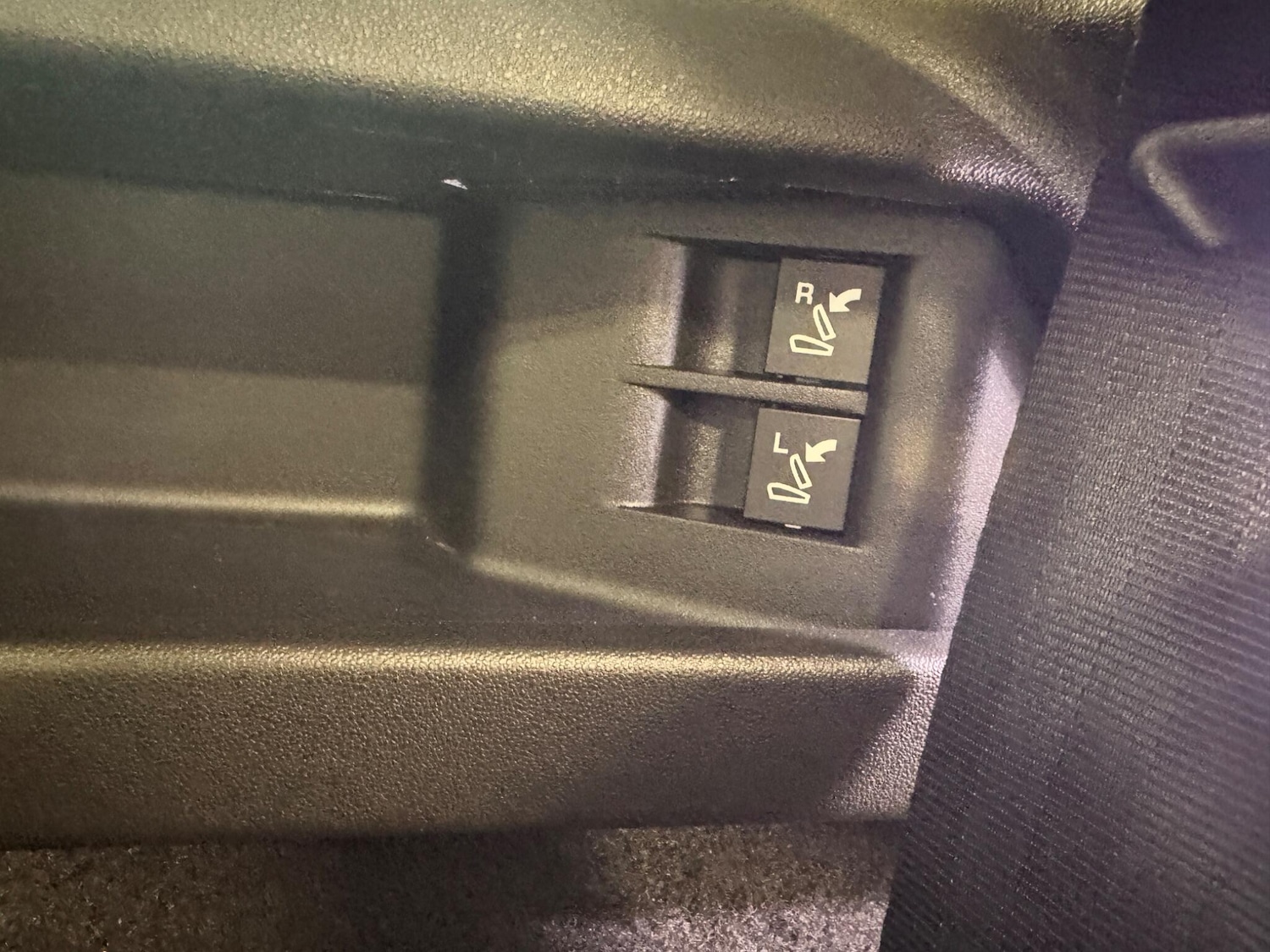 Used Land Rover Discovery Sport 2018 for sale - 78072503: Photo 31