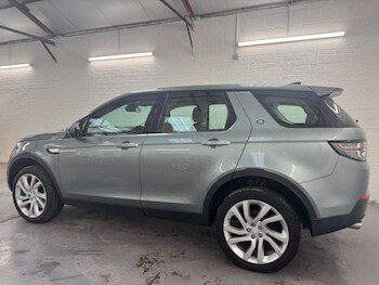 Used Land Rover Discovery Sport 2018 for sale - 78072503: Photo