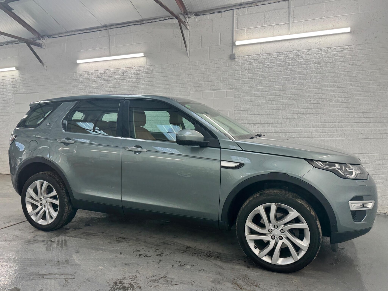 Used Land Rover Discovery Sport 2018 for sale - 78072503: Photo 8