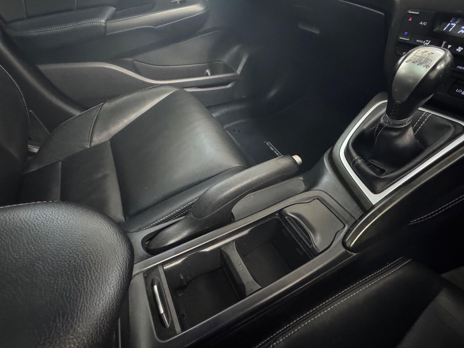 Used Honda Civic 2014 for sale - 76238767: Photo 11