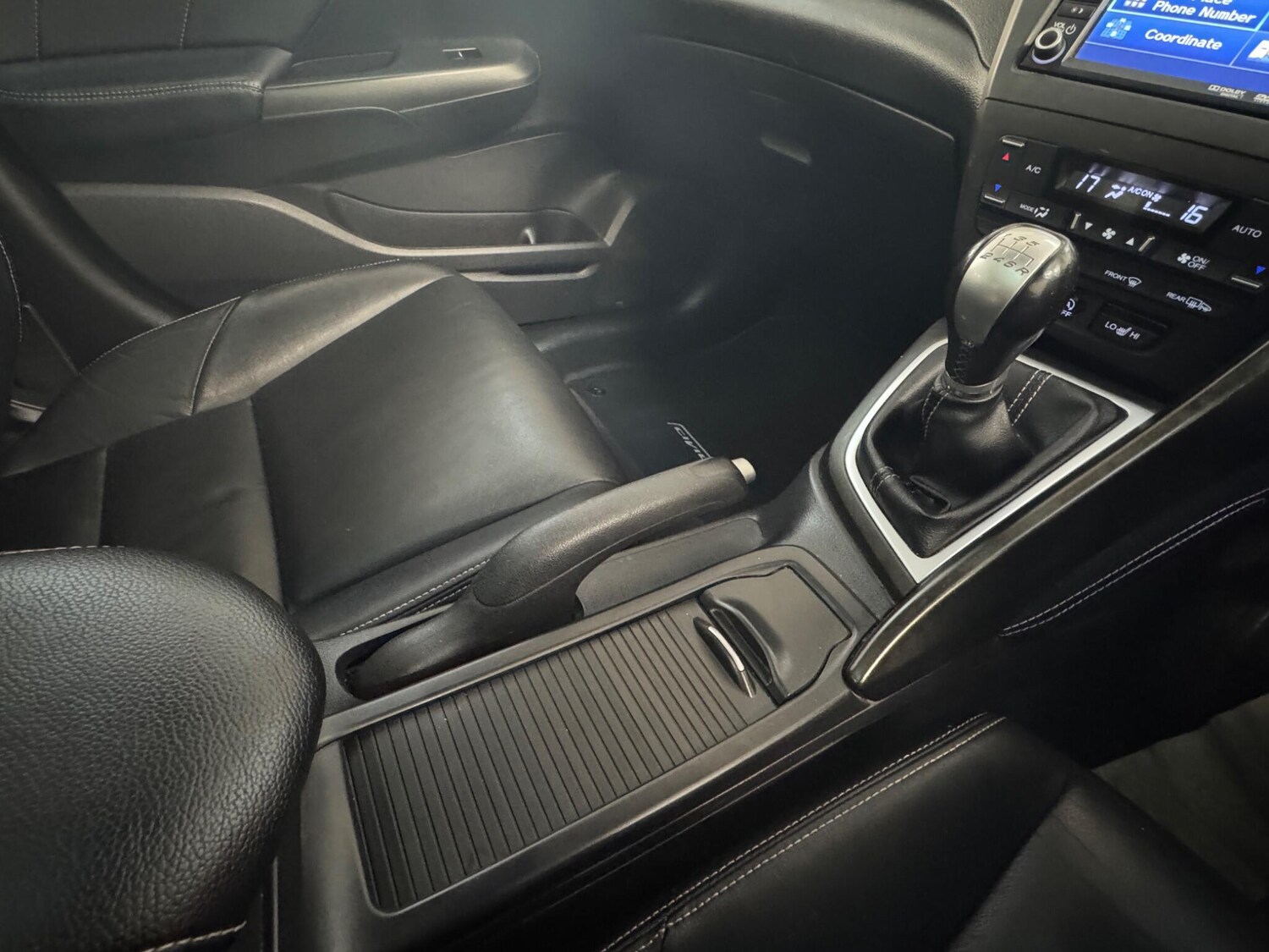 Used Honda Civic 2014 for sale - 76238767: Photo 12