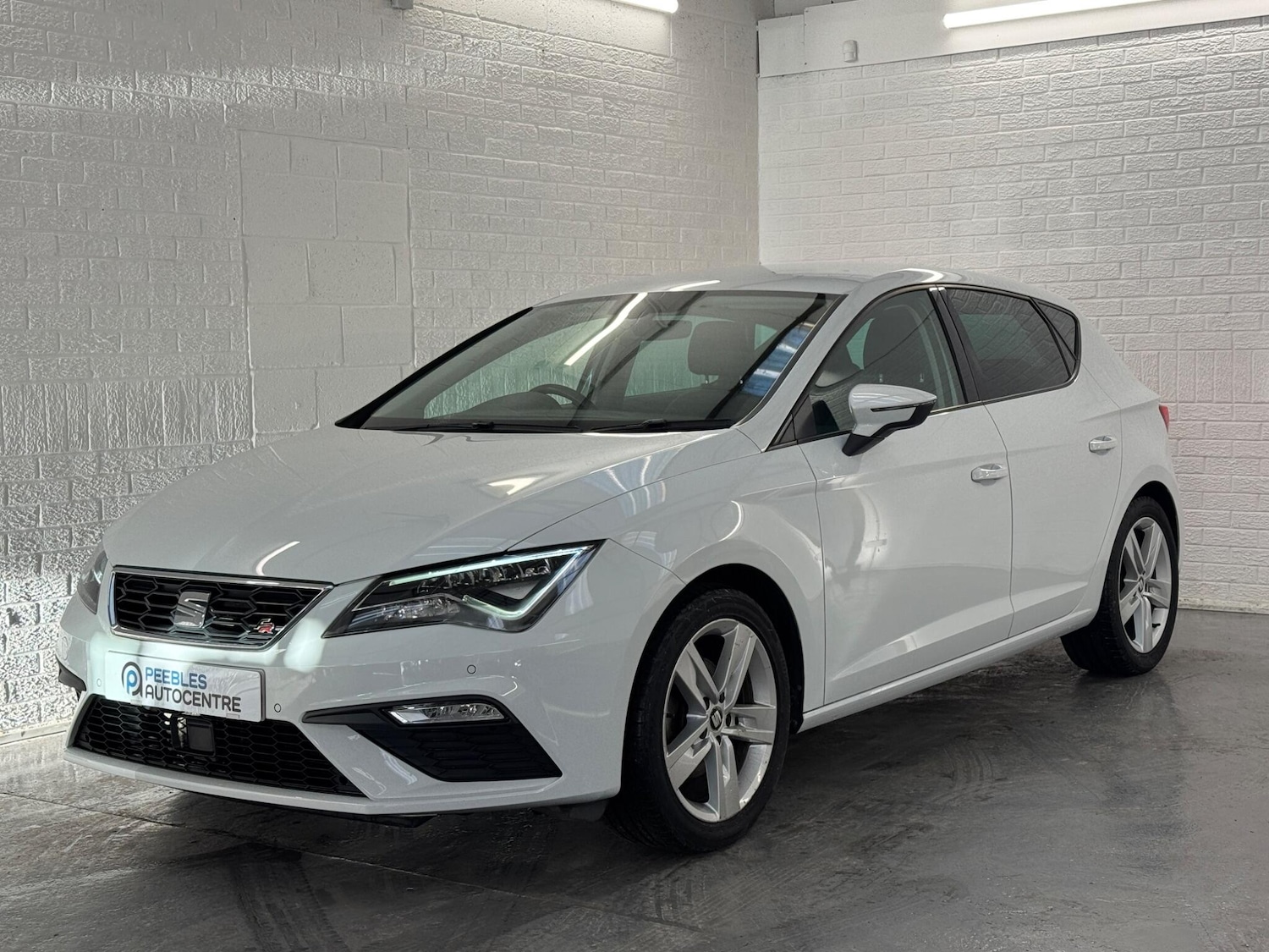 Used SEAT Leon 2020 for sale - 77550477: Photo 2