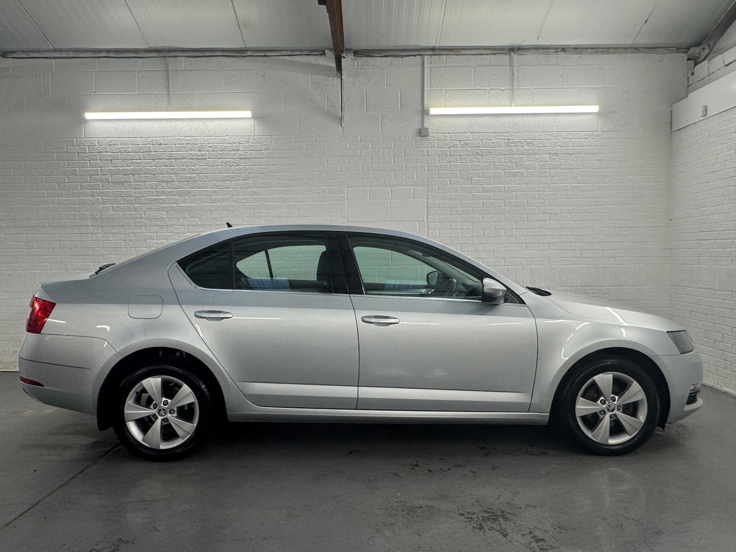 Used Skoda Octavia 2019 for sale - 77441340: Photo 8