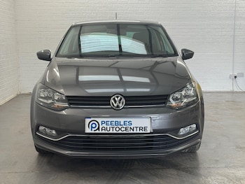 Used Volkswagen Polo 2015 for sale - 75978303: Photo