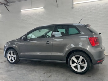 Used Volkswagen Polo 2015 for sale - 75978303: Photo
