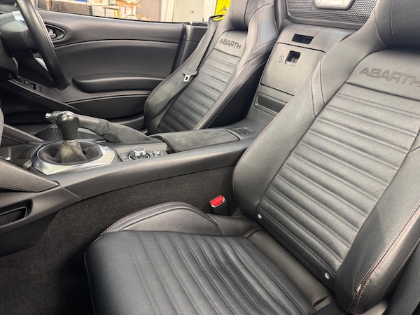 Used Abarth 124 Spider 2018 for sale - 76269997: Photo 24