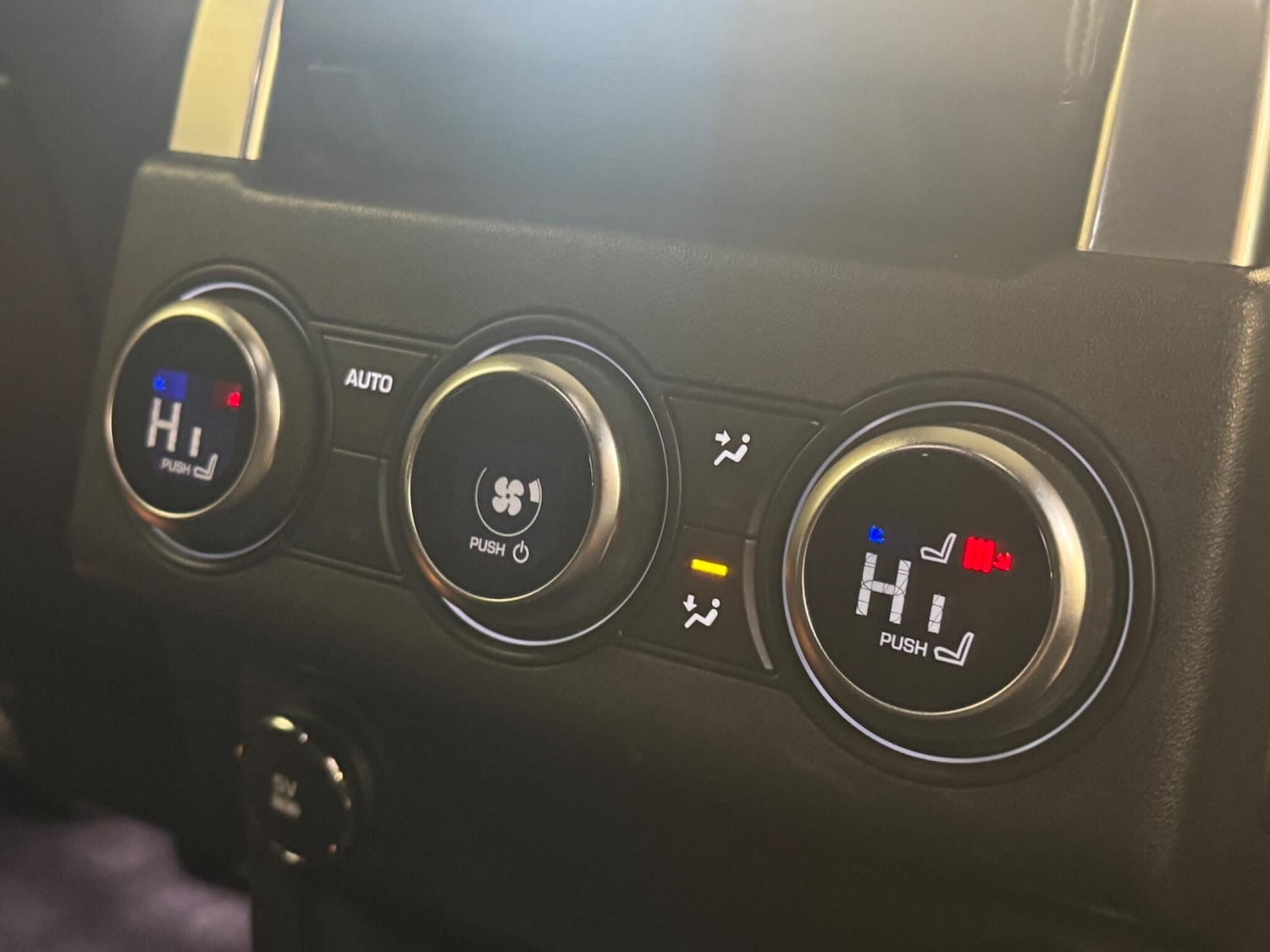 Used Land Rover Discovery 2019 for sale - 76644824: Photo 19