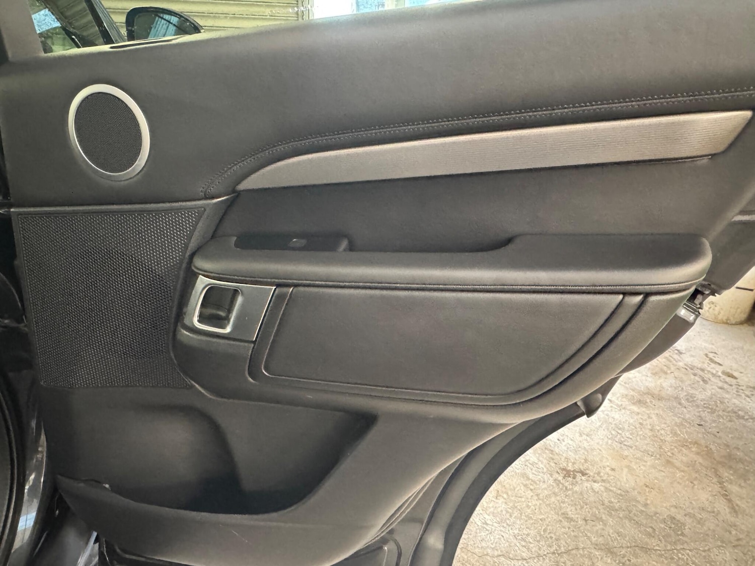 Used Land Rover Discovery 2019 for sale - 76644824: Photo 27