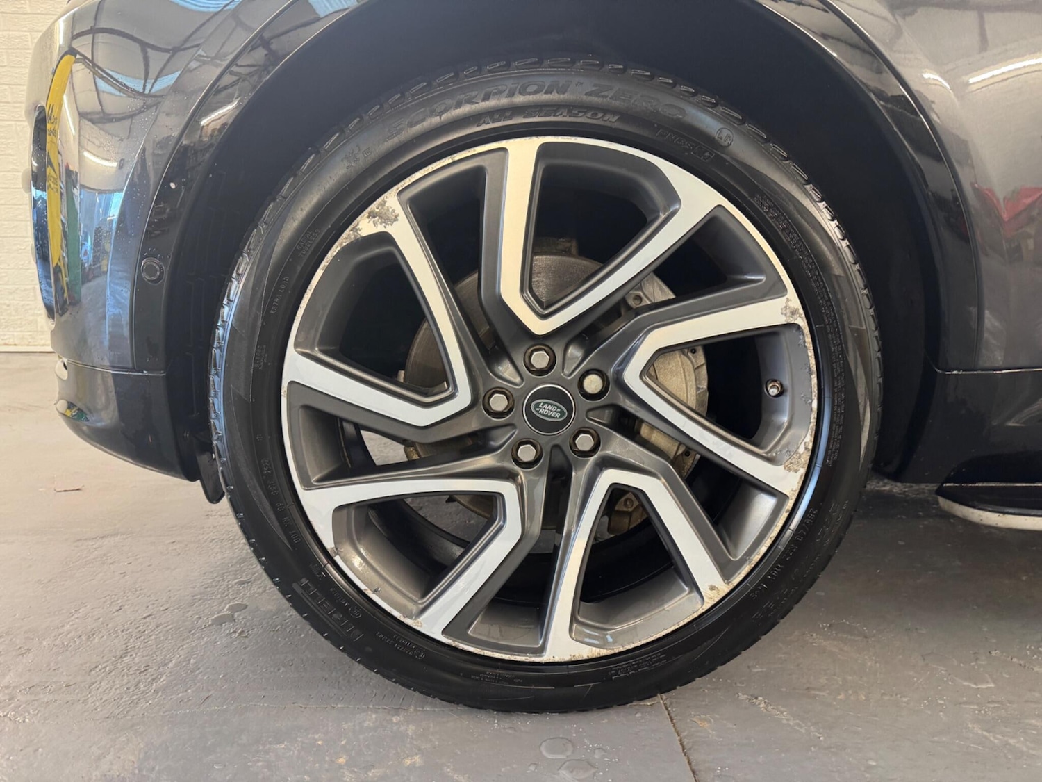 Used Land Rover Discovery 2019 for sale - 76644824: Photo 37