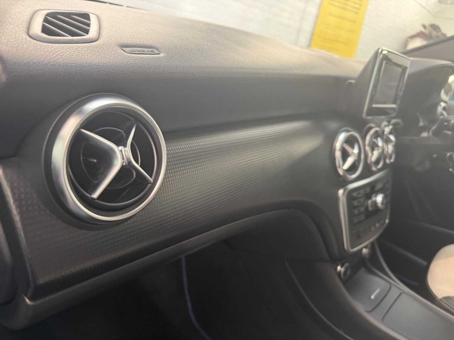 Used Mercedes-Benz A-Class for sale - 76996827: Photo 40