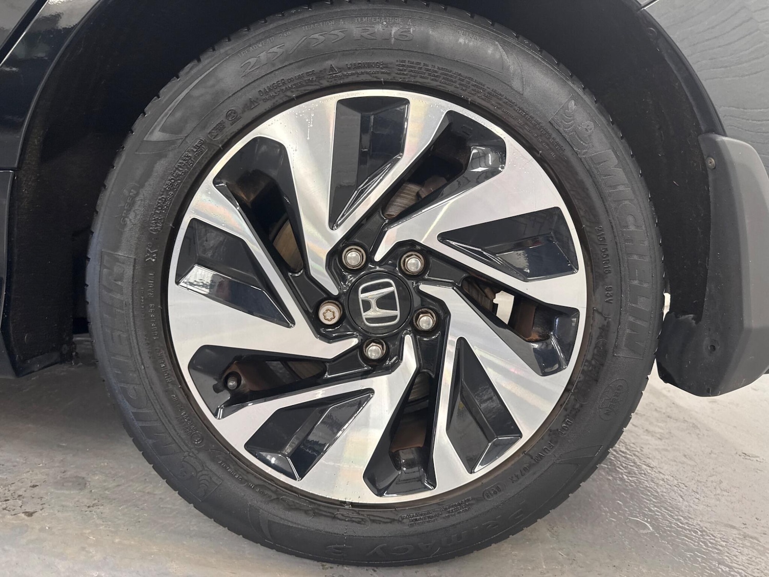 Used Honda Civic 2018 for sale - 76913269: Photo 14