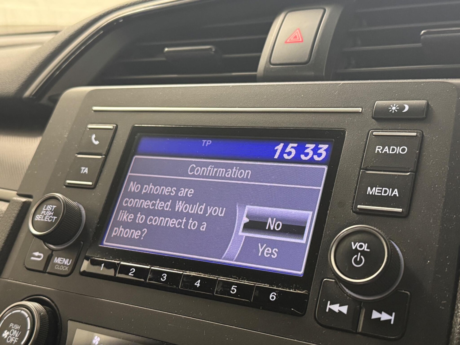 Used Honda Civic 2018 for sale - 76913269: Photo 18