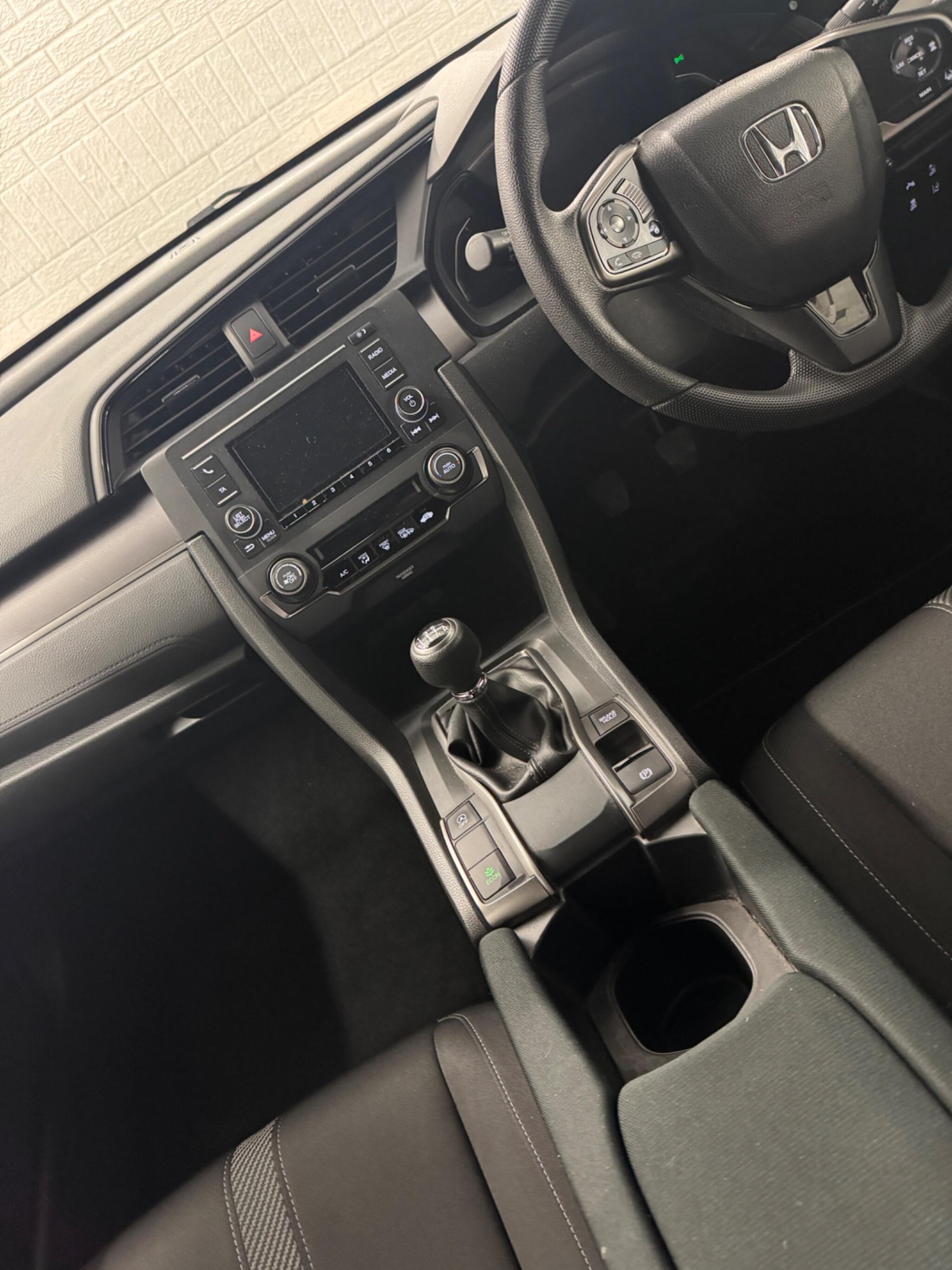 Used Honda Civic 2018 for sale - 76913269: Photo 21