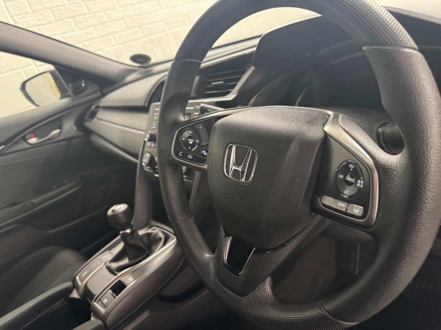 Used Honda Civic 2018 for sale - 76913269: Photo 25