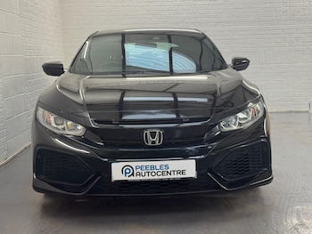 Used Honda Civic 2018 for sale - 76913269: Photo