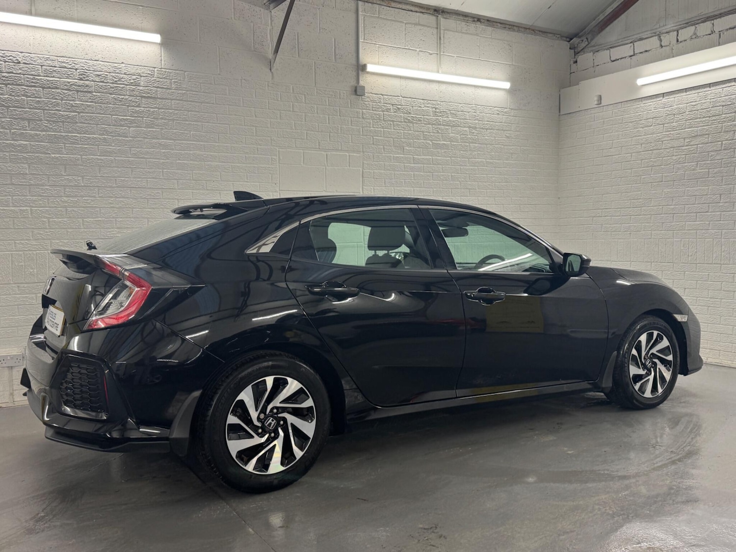 Used Honda Civic 2018 for sale - 76913269: Photo 37