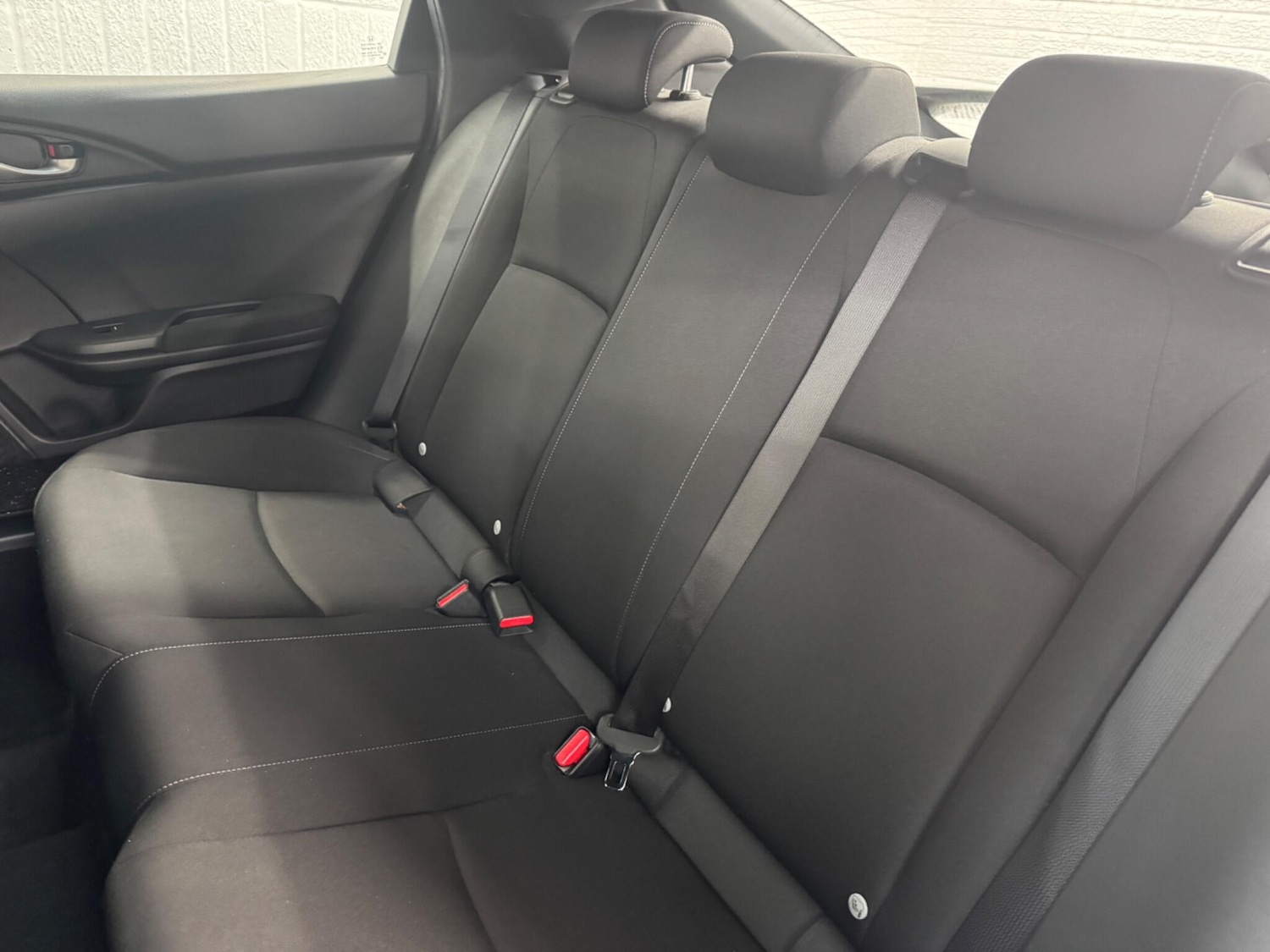 Used Honda Civic 2018 for sale - 76913269: Photo 7