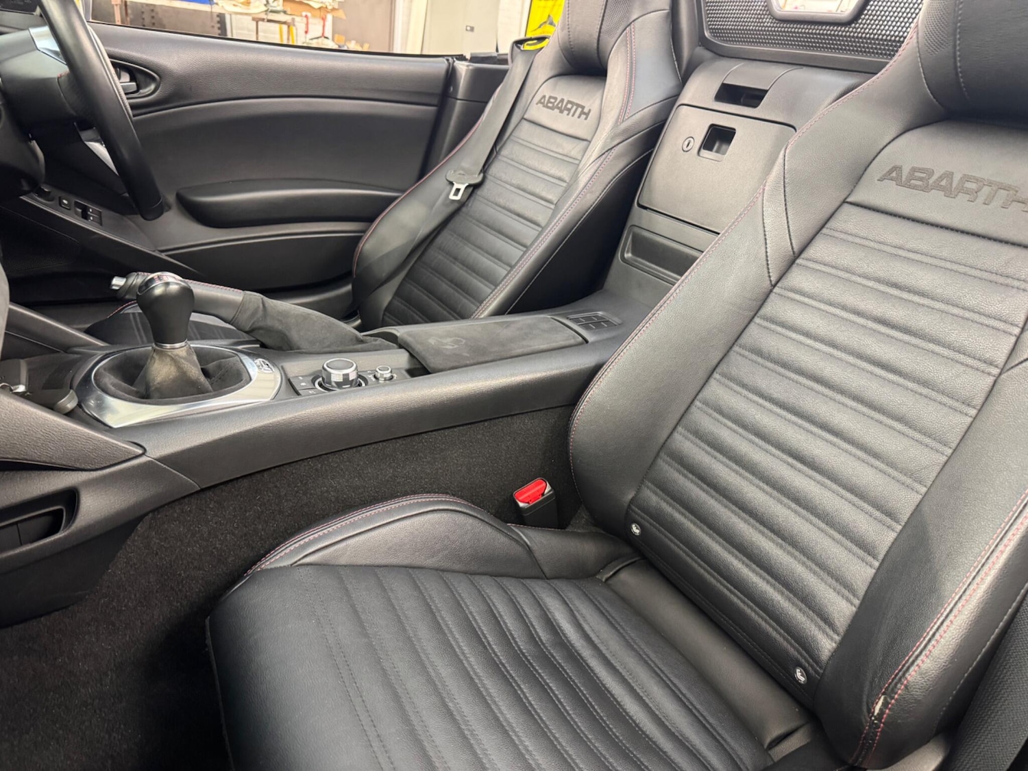 Used Abarth 124 Spider 2018 for sale - 76997367: Photo 35