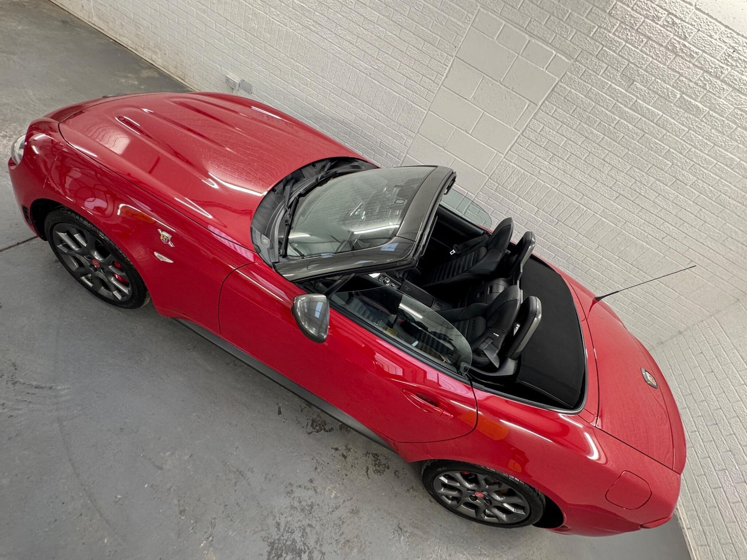 Used Abarth 124 Spider 2018 for sale - 76997367: Photo 37