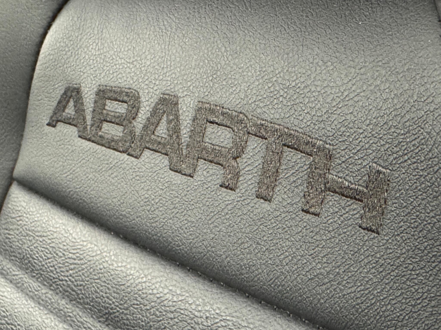 Used Abarth 124 Spider 2018 for sale - 76997367: Photo 38