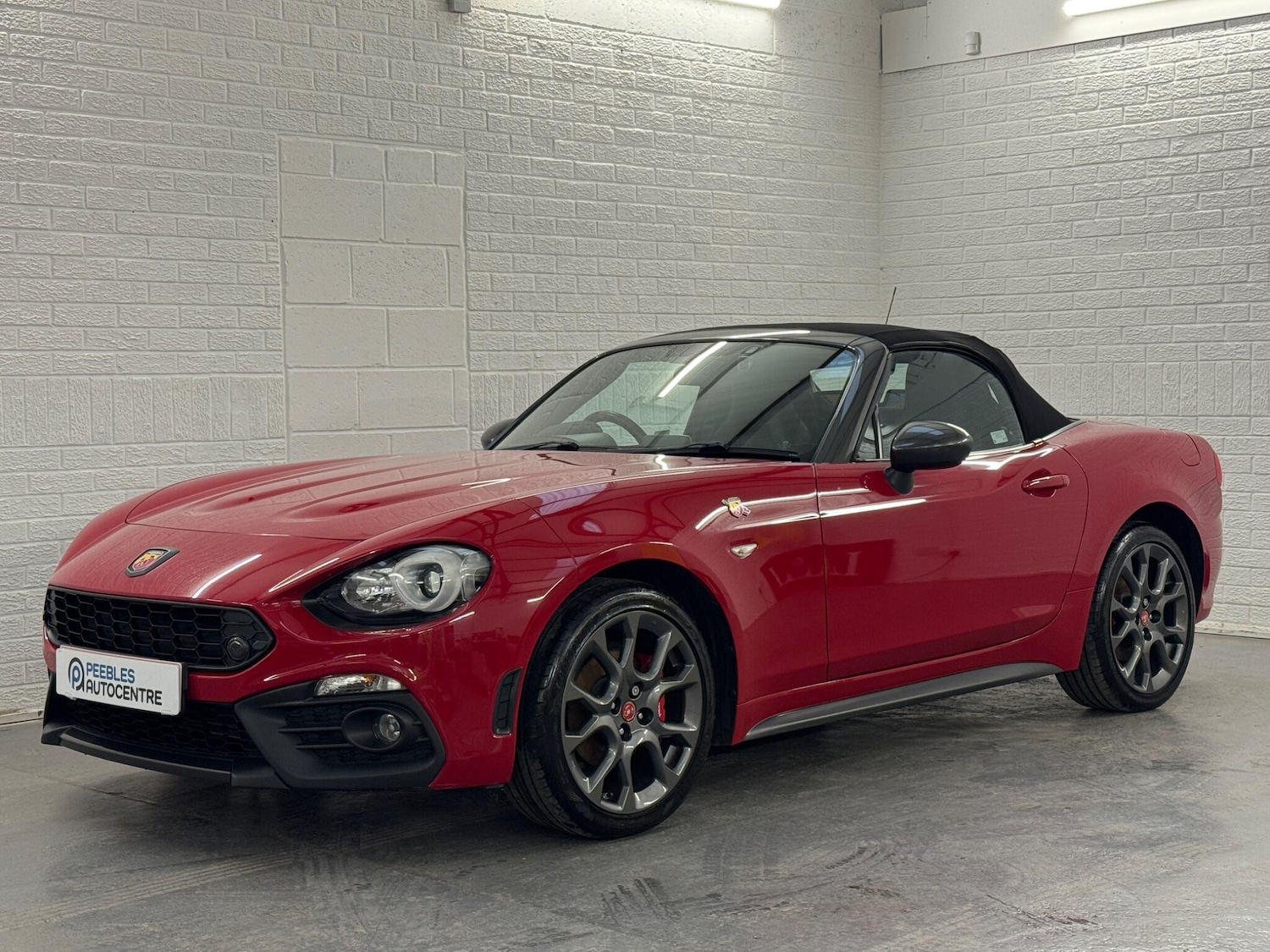 Used Abarth 124 Spider 2018 for sale - 76997367: Photo 6