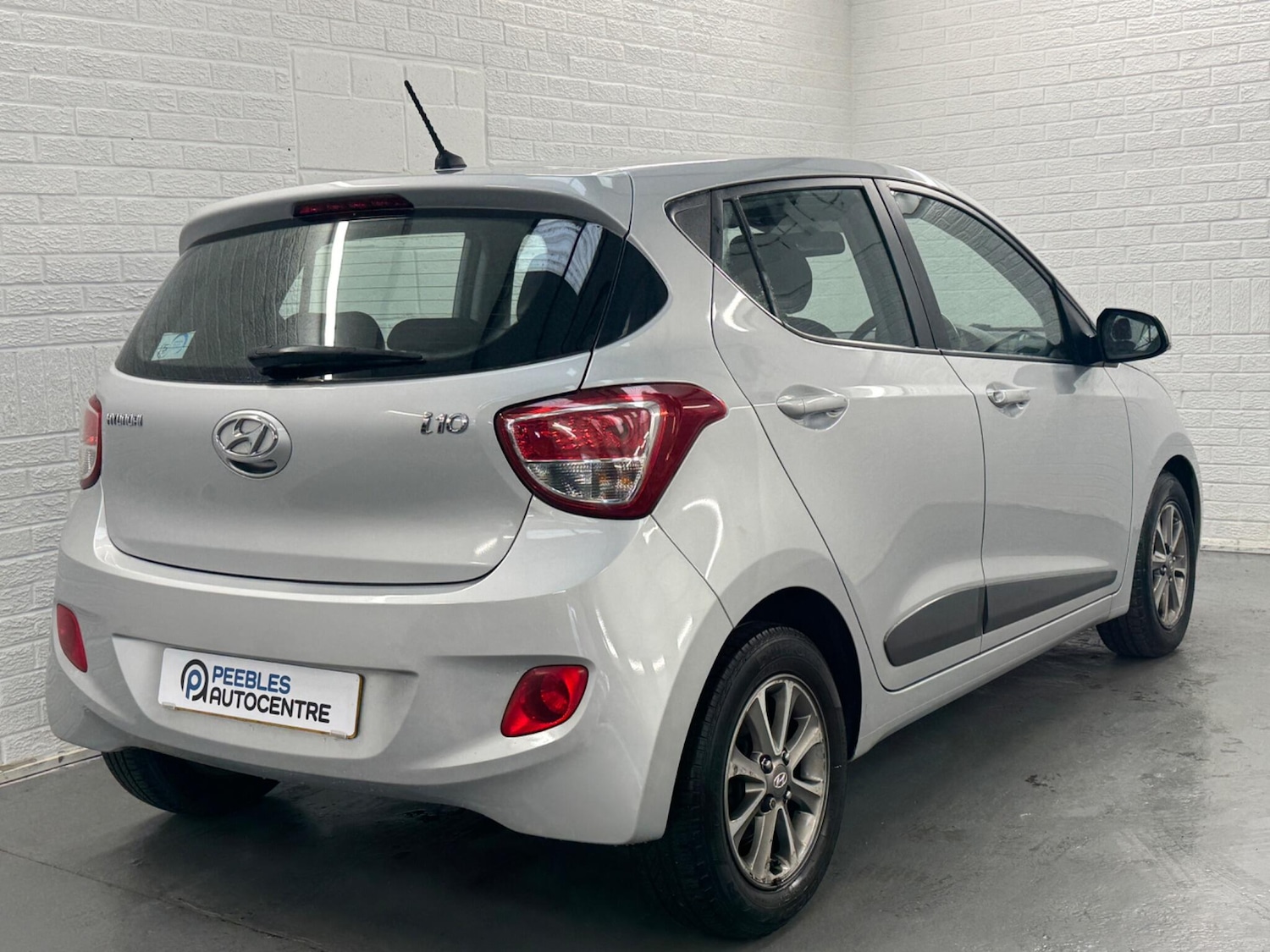 Used Hyundai i10 2015 for sale - 77376099: Photo 11