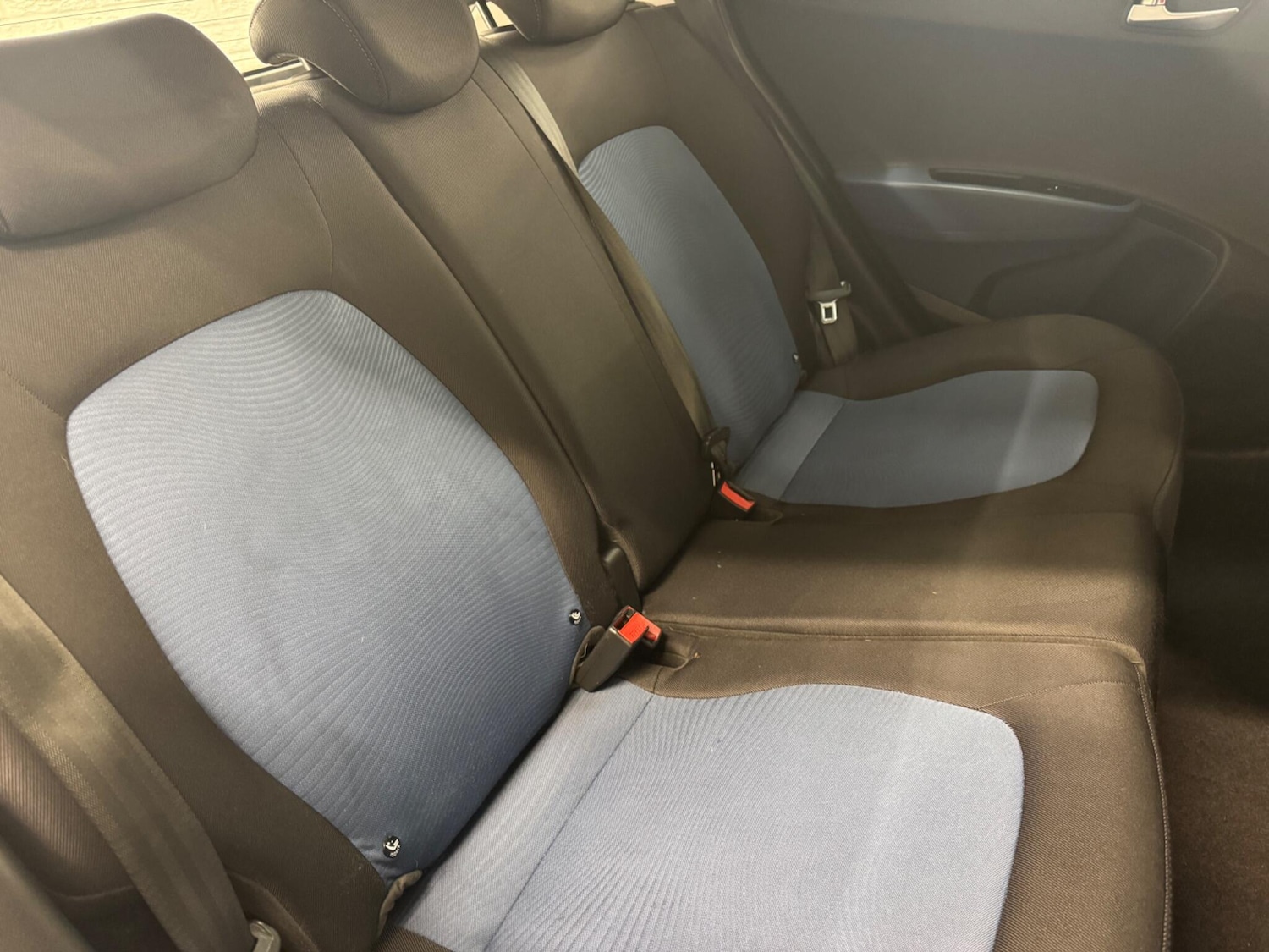 Used Hyundai i10 2015 for sale - 77376099: Photo 17