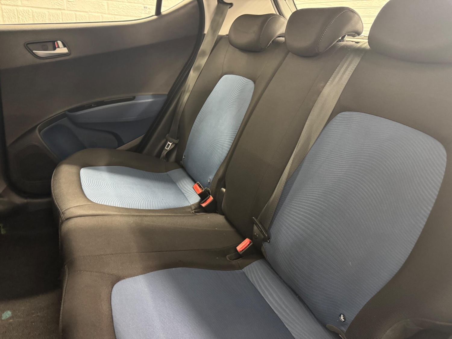 Used Hyundai i10 2015 for sale - 77376099: Photo 19