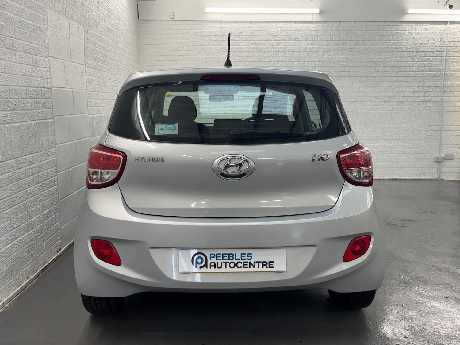 Used Hyundai i10 2015 for sale - 77376099: Photo 4